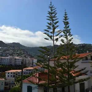 apartment-with-sea-view-in-camara-de-lobos.madeira-islandshotels.com/